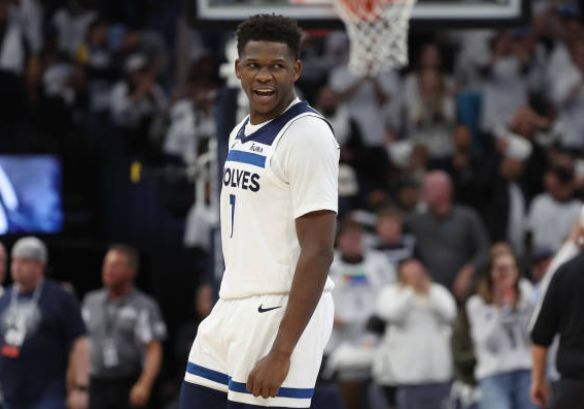 ngsports- 森林狼爱德华兹签约顶薪，明尼苏达未来核心确立  