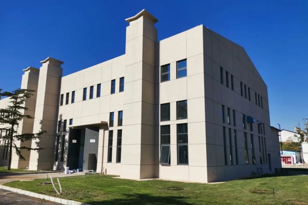 ng体育官网- 维罗纳启用全新训练基地，科技设备助力备战  